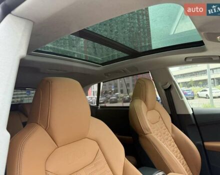 Серый Ауди RS Q8, объемом двигателя 4 л и пробегом 6 тыс. км за 139933 $, фото 16 на Automoto.ua