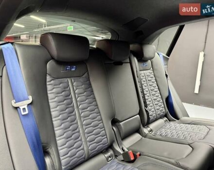 Сірий Ауді RS Q8, об'ємом двигуна 4 л та пробігом 1 тис. км за 179900 $, фото 57 на Automoto.ua