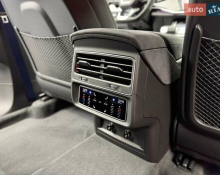 Сірий Ауді RS Q8, об'ємом двигуна 4 л та пробігом 1 тис. км за 179900 $, фото 61 на Automoto.ua