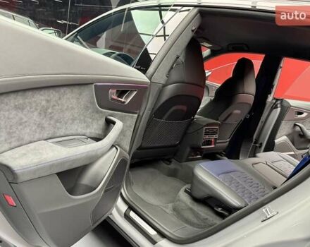 Сірий Ауді RS Q8, об'ємом двигуна 4 л та пробігом 1 тис. км за 179900 $, фото 47 на Automoto.ua