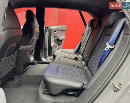 Сірий Ауді RS Q8, об'ємом двигуна 4 л та пробігом 1 тис. км за 179900 $, фото 49 на Automoto.ua