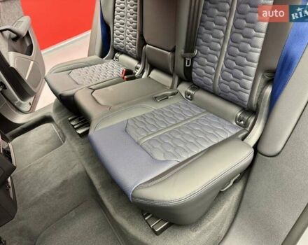 Сірий Ауді RS Q8, об'ємом двигуна 4 л та пробігом 1 тис. км за 179900 $, фото 51 на Automoto.ua