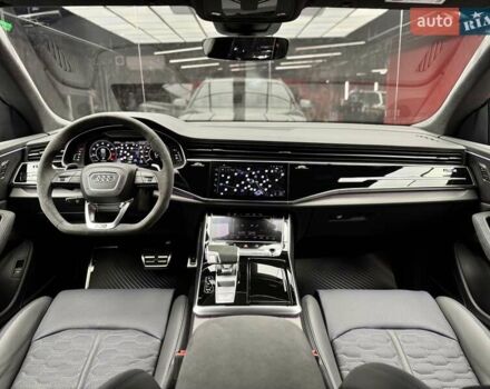 Сірий Ауді RS Q8, об'ємом двигуна 4 л та пробігом 1 тис. км за 179900 $, фото 44 на Automoto.ua