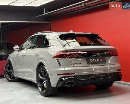 Сірий Ауді RS Q8, об'ємом двигуна 4 л та пробігом 1 тис. км за 179900 $, фото 28 на Automoto.ua