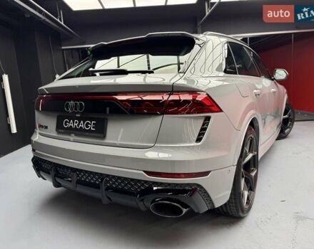 Сірий Ауді RS Q8, об'ємом двигуна 4 л та пробігом 1 тис. км за 179900 $, фото 17 на Automoto.ua