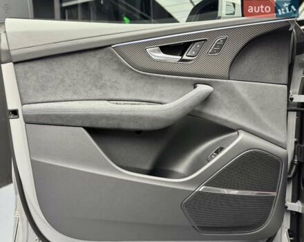 Серый Ауди RS Q8, объемом двигателя 4 л и пробегом 1 тыс. км за 185900 $, фото 31 на Automoto.ua