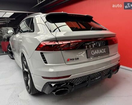 Сірий Ауді RS Q8, об'ємом двигуна 4 л та пробігом 1 тис. км за 185900 $, фото 24 на Automoto.ua