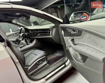 Серый Ауди RS Q8, объемом двигателя 4 л и пробегом 1 тыс. км за 185900 $, фото 62 на Automoto.ua