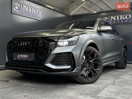 Сірий Ауді RS Q8, об'ємом двигуна 4 л та пробігом 70 тис. км за 95000 $, фото 1 на Automoto.ua