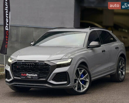 Серый Ауди RS Q8, объемом двигателя 4 л и пробегом 5 тыс. км за 135000 $, фото 1 на Automoto.ua