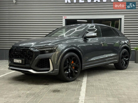 Серый Ауди RS Q8, объемом двигателя 4 л и пробегом 63 тыс. км за 92000 $, фото 1 на Automoto.ua