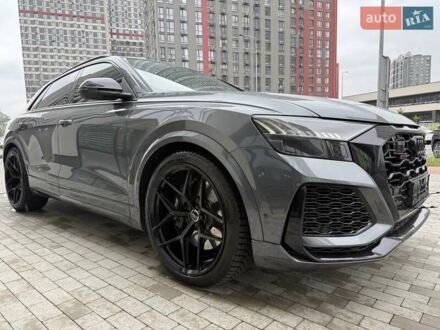Серый Ауди RS Q8, объемом двигателя 4 л и пробегом 6 тыс. км за 139933 $, фото 1 на Automoto.ua