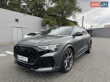Ауди RS Q8 2025 в Одессе на Automoto.ua Серый Ауди RS Q8, объемом двигателя 4 л и пробегом 1 тыс. км за 164127 $, фото 1 на Automoto.ua