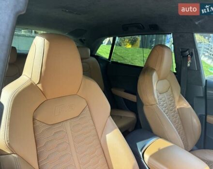 Синій Ауді RS Q8, об'ємом двигуна 4 л та пробігом 51 тис. км за 92500 $, фото 36 на Automoto.ua