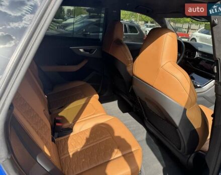 Синій Ауді RS Q8, об'ємом двигуна 4 л та пробігом 51 тис. км за 92500 $, фото 40 на Automoto.ua