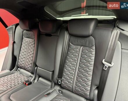 Синій Ауді RS Q8, об'ємом двигуна 4 л та пробігом 66 тис. км за 139900 $, фото 51 на Automoto.ua