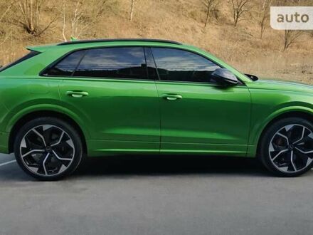 Ауді RS Q8 2021 у Києві на Automoto.ua Зелений Ауді RS Q8, об'ємом двигуна 4 л та пробігом 33 тис. км за 158000 $, фото 1 на Automoto.ua