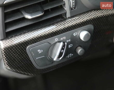 Белый Ауди S5 Sportback, объемом двигателя 3 л и пробегом 120 тыс. км за 34000 $, фото 24 на Automoto.ua