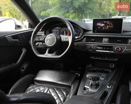 Белый Ауди S5 Sportback, объемом двигателя 3 л и пробегом 120 тыс. км за 34000 $, фото 11 на Automoto.ua