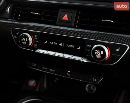 Білий Ауді S5 Sportback, об'ємом двигуна 3 л та пробігом 139 тис. км за 32000 $, фото 38 на Automoto.ua