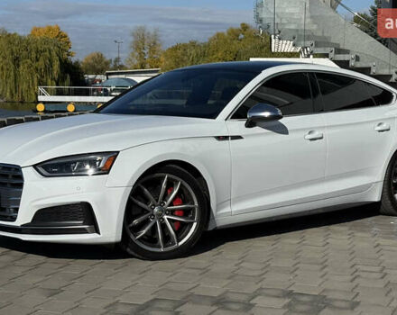 Белый Ауди S5 Sportback, объемом двигателя 3 л и пробегом 98 тыс. км за 32000 $, фото 2 на Automoto.ua