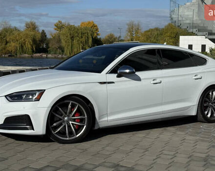 Белый Ауди S5 Sportback, объемом двигателя 3 л и пробегом 98 тыс. км за 32000 $, фото 4 на Automoto.ua