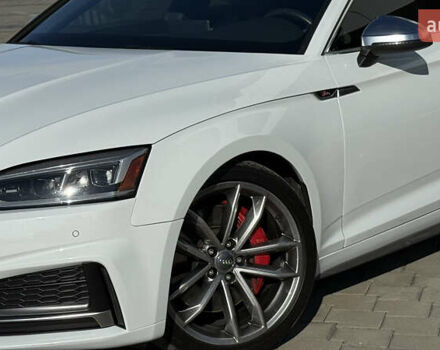 Белый Ауди S5 Sportback, объемом двигателя 3 л и пробегом 98 тыс. км за 32000 $, фото 5 на Automoto.ua