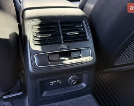 Белый Ауди S5 Sportback, объемом двигателя 3 л и пробегом 98 тыс. км за 32000 $, фото 19 на Automoto.ua