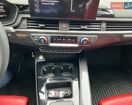 Белый Ауди S5 Sportback, объемом двигателя 3 л и пробегом 9 тыс. км за 62990 $, фото 30 на Automoto.ua