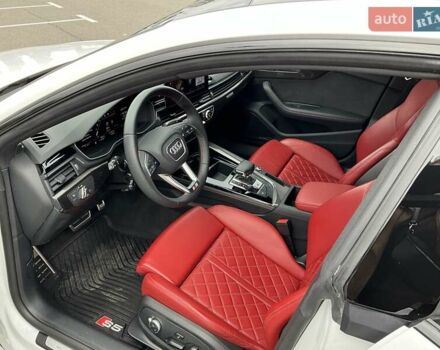 Белый Ауди S5 Sportback, объемом двигателя 3 л и пробегом 9 тыс. км за 62990 $, фото 15 на Automoto.ua