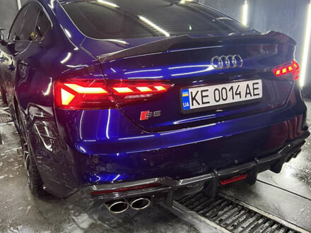 Ауди S5 Sportback 2020 в Днепре (Днепропетровске) на Automoto.ua Синий Ауди S5 Sportback, объемом двигателя 3 л и пробегом 56 тыс. км за 53900 $, фото 1 на Automoto.ua