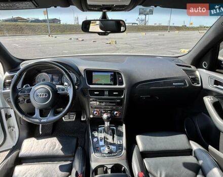 Белый Ауди SQ5, объемом двигателя 2.97 л и пробегом 213 тыс. км за 18200 $, фото 33 на Automoto.ua