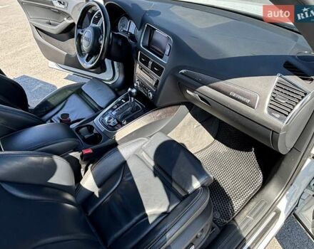 Белый Ауди SQ5, объемом двигателя 2.97 л и пробегом 213 тыс. км за 18200 $, фото 14 на Automoto.ua