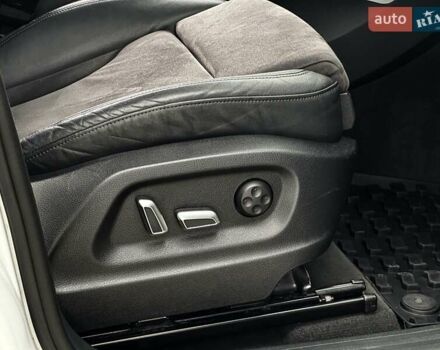 Білий Ауді SQ5, об'ємом двигуна 3 л та пробігом 117 тис. км за 25500 $, фото 38 на Automoto.ua