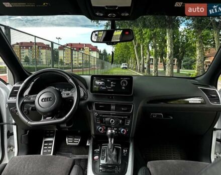 Білий Ауді SQ5, об'ємом двигуна 3 л та пробігом 117 тис. км за 25500 $, фото 24 на Automoto.ua