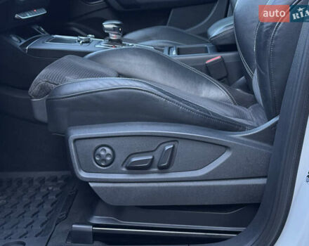 Белый Ауди SQ5, объемом двигателя 3 л и пробегом 170 тыс. км за 25600 $, фото 62 на Automoto.ua