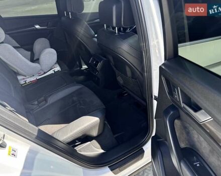 Білий Ауді SQ5, об'ємом двигуна 3 л та пробігом 203 тис. км за 28499 $, фото 15 на Automoto.ua