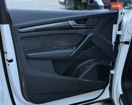 Белый Ауди SQ5, объемом двигателя 3 л и пробегом 170 тыс. км за 25600 $, фото 66 на Automoto.ua