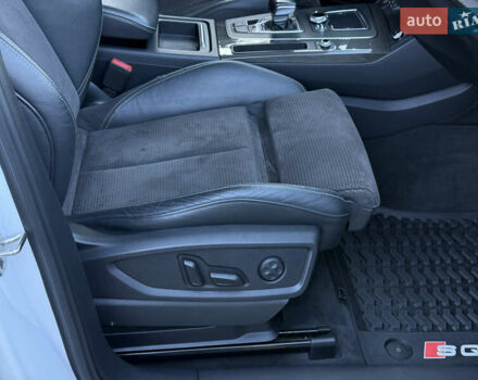 Белый Ауди SQ5, объемом двигателя 3 л и пробегом 170 тыс. км за 25600 $, фото 2 на Automoto.ua