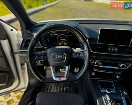 Білий Ауді SQ5, об'ємом двигуна 3 л та пробігом 116 тис. км за 32500 $, фото 17 на Automoto.ua