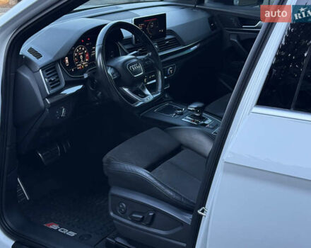 Белый Ауди SQ5, объемом двигателя 3 л и пробегом 171 тыс. км за 29350 $, фото 3 на Automoto.ua