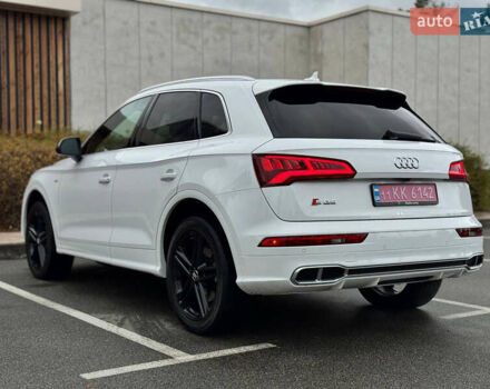 Ауди SQ5 2018 в Киеве на Automoto.ua Белый Ауди SQ5, объемом двигателя 3 л и пробегом 141 тыс. км за 27900 $, фото 18 на Automoto.ua