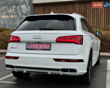 Ауди SQ5 2018 в Киеве на Automoto.ua Белый Ауди SQ5, объемом двигателя 3 л и пробегом 141 тыс. км за 27900 $, фото 24 на Automoto.ua