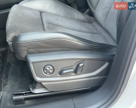 Білий Ауді SQ5, об'ємом двигуна 3 л та пробігом 77 тис. км за 33500 $, фото 4 на Automoto.ua