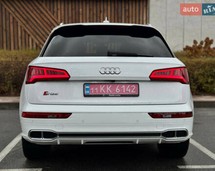 Ауди SQ5 2018 в Киеве на Automoto.ua Белый Ауди SQ5, объемом двигателя 3 л и пробегом 141 тыс. км за 27900 $, фото 23 на Automoto.ua