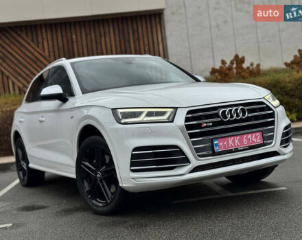 Ауди SQ5 2018 в Киеве на Automoto.ua Белый Ауди SQ5, объемом двигателя 3 л и пробегом 141 тыс. км за 27900 $, фото 6 на Automoto.ua