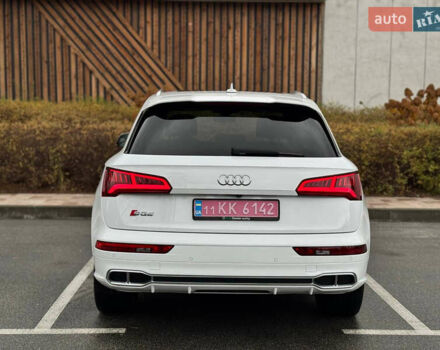 Ауди SQ5 2018 в Киеве на Automoto.ua Белый Ауди SQ5, объемом двигателя 3 л и пробегом 141 тыс. км за 27900 $, фото 22 на Automoto.ua
