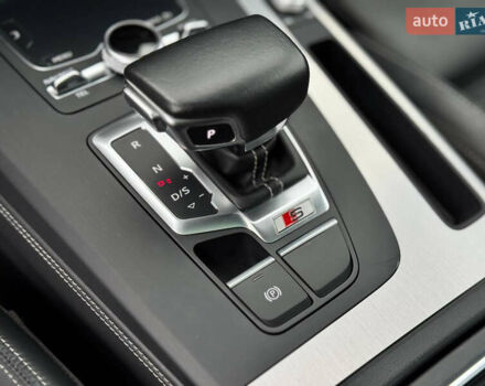 Ауди SQ5 2018 в Киеве на Automoto.ua Белый Ауди SQ5, объемом двигателя 3 л и пробегом 141 тыс. км за 27900 $, фото 51 на Automoto.ua