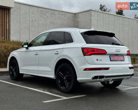 Ауди SQ5 2018 в Киеве на Automoto.ua Белый Ауди SQ5, объемом двигателя 3 л и пробегом 141 тыс. км за 27900 $, фото 17 на Automoto.ua