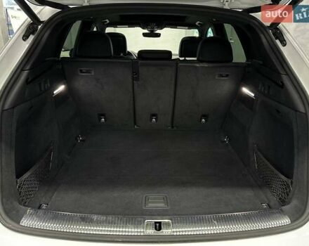 Білий Ауді SQ5, об'ємом двигуна 3 л та пробігом 110 тис. км за 24499 $, фото 27 на Automoto.ua